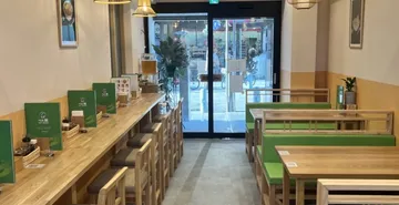 神保町店の外観