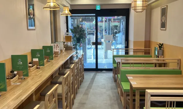 神保町店の店内