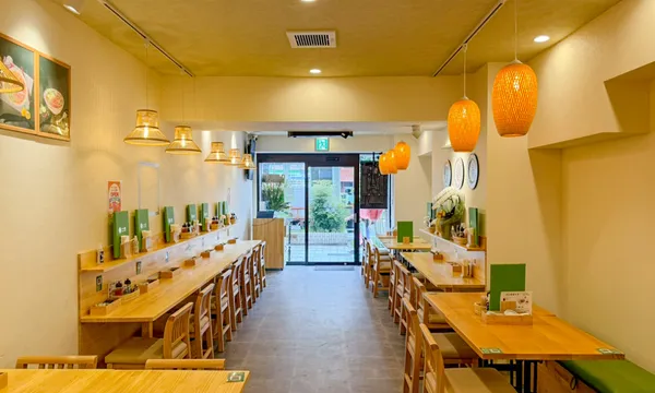 門前仲町店の店内