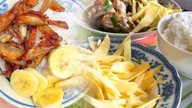 メコンデルタの食文化 ご飯とフルーツの組み合わせ